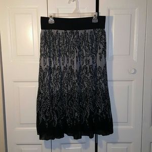 Cute Gray and black peasant skirt
