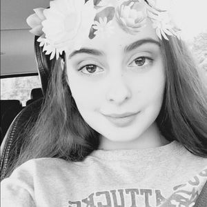 Meet your Posher, Natalie