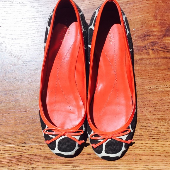 kate spade choc/cream giraffe print flats #shoes