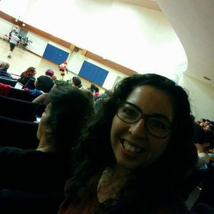 Meet your Posher, Elisa