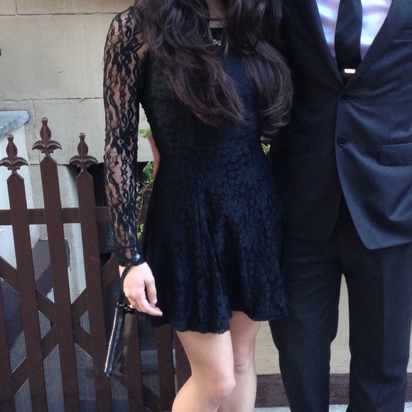 H&M Dresses & Skirts - H&M Black Lace Dress