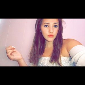 Meet your Posher, Julie