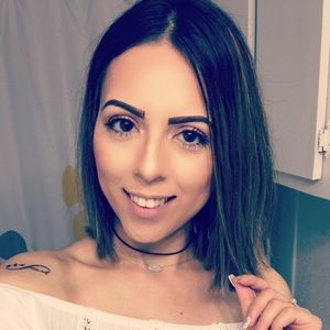 Meet your Posher, Arlette