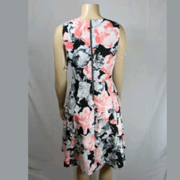 ALFANI BLACK WITH PINK GRAY ROSES DRESS - Picture 3 of 3