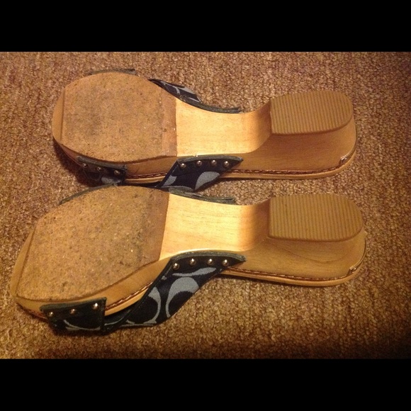 SOLD - Picture 3 of 3