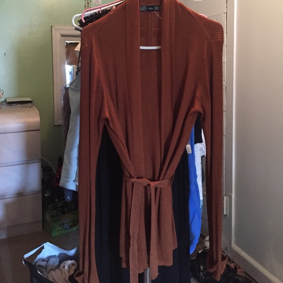 Viscose nylon brown sweater from Zara