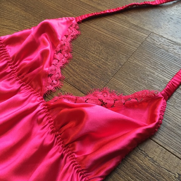 Victoria Secret baby doll and lace shorts - Picture 4 of 4