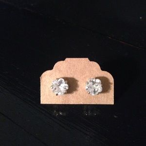 Blossom or star shaped fake diamond earrings