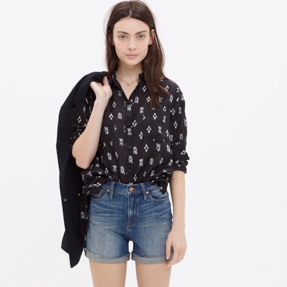 Madewell, high waisted denim shorts, size 26