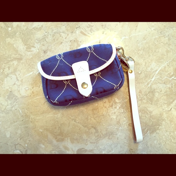 Dooney & Bourke Wristlet