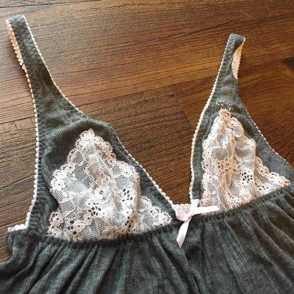 Victoria secret light pink and grey baby doll set. - Picture 3 of 4