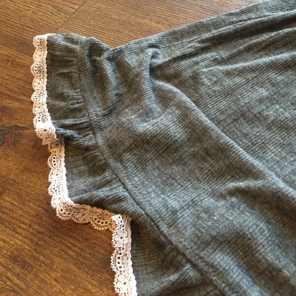 Victoria secret light pink and grey baby doll set. - Picture 4 of 4