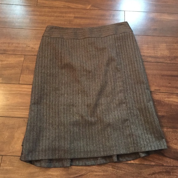 Brown tweed pencil skirt