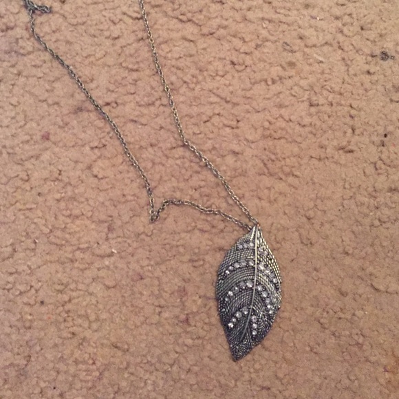 Silver leaf necklace
