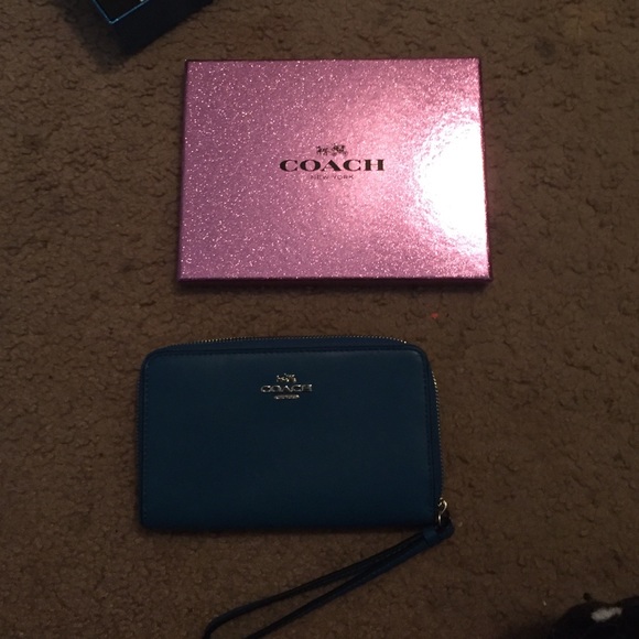 Real coach wallet
