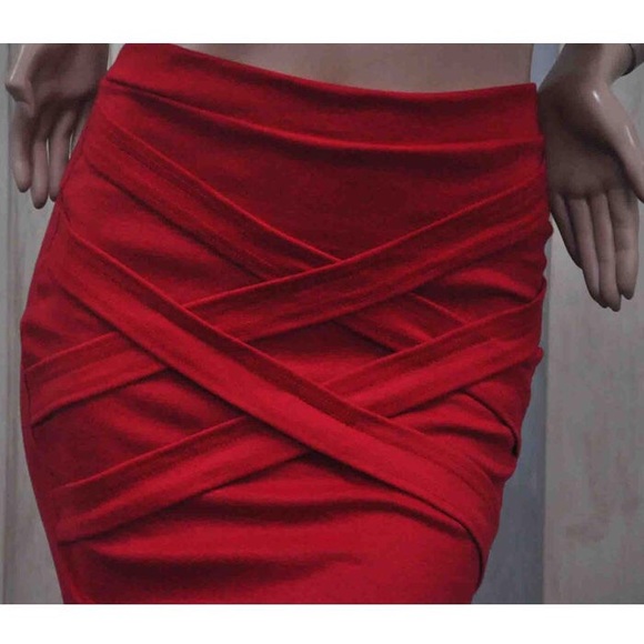 Two piece Red Gorgeous Cotton Dress - Picture 3 of 4