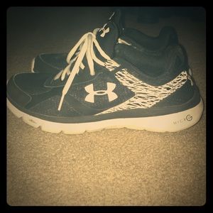 Under armour women's running shoes
