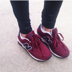 New Balance Maroon color MENS SIZE