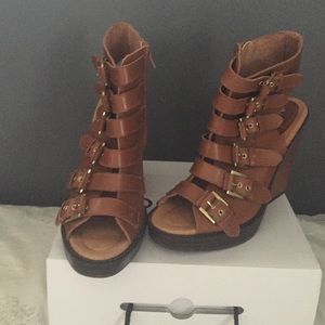 Aldo peep-toe ankle booties