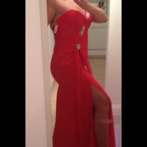 CLOSET CLEARING 💃