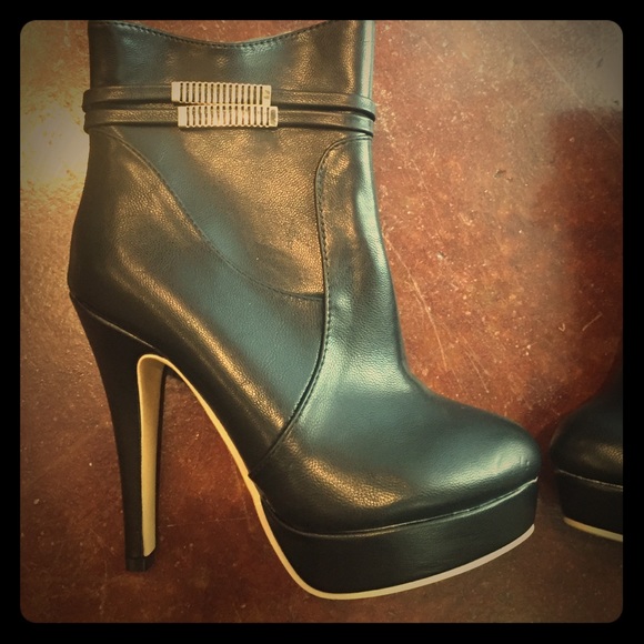 Black booties long boots size 5