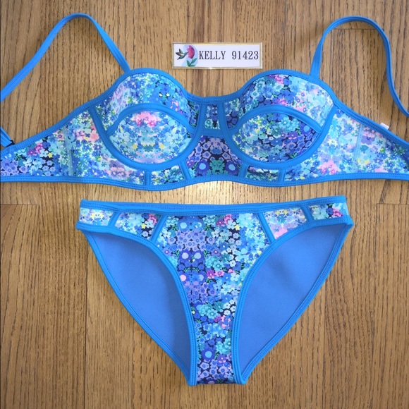 Brand new neoprene bikini swim set M