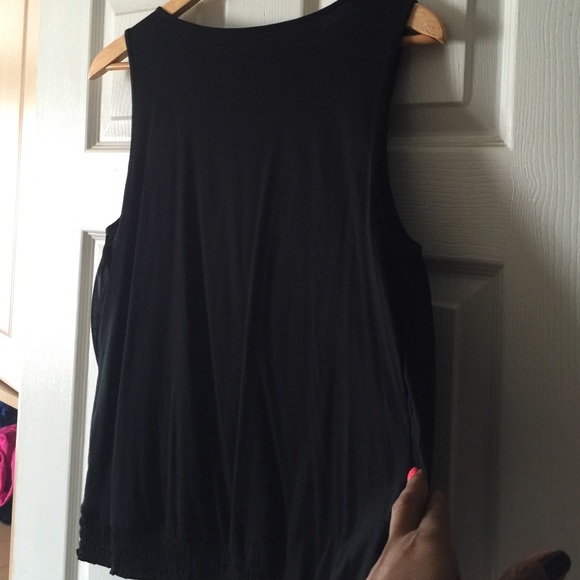 LOFT' 🌺 Women's Pleated Tank - Picture 2 of 4