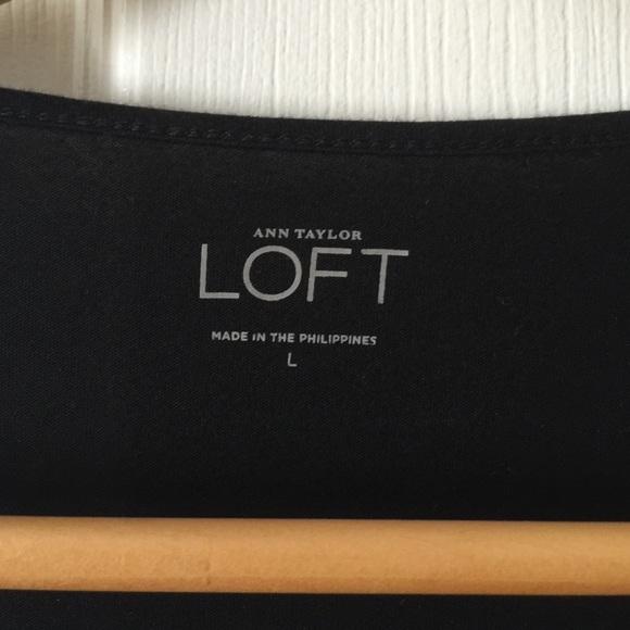 LOFT' 🌺 Women's Pleated Tank - Picture 3 of 4