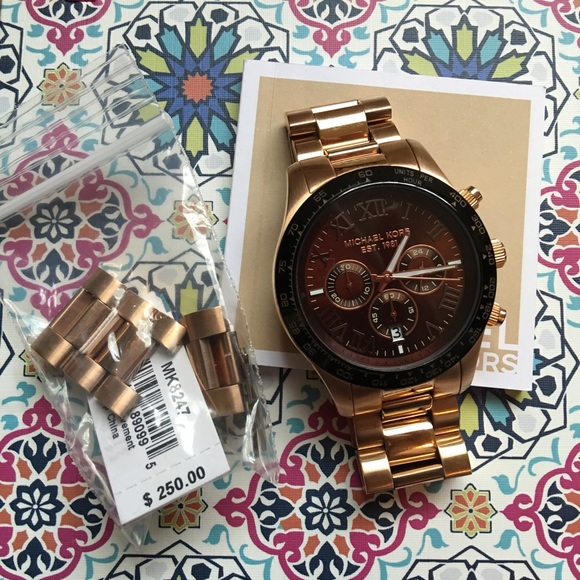 💎1-day SALE!💎Auth. Michael Kors chocolate watch
