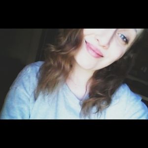 Meet your Posher, Britnee