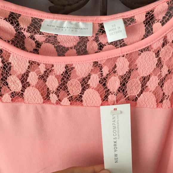Pink New York & Company shirt - Picture 2 of 2