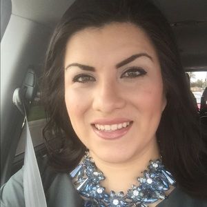 Meet your Posher, Celina