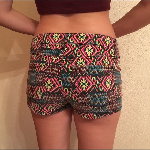 Denim Tribal Print Shorts from Forever 21 - Picture 2 of 2