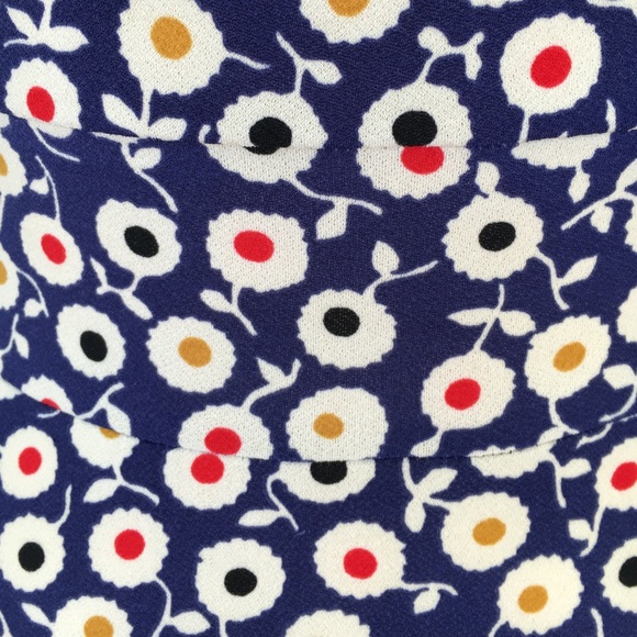 Lily Dress - Picture 2 of 4