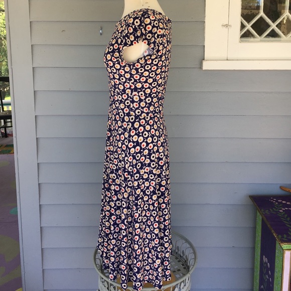 Lily Dress - Picture 3 of 4