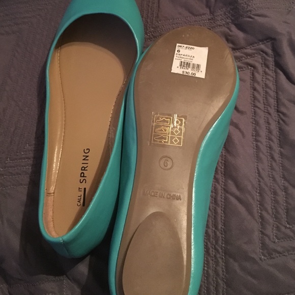 Call It Spring Flats - Picture 2 of 3