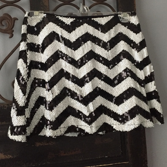 Sparkle skirt!