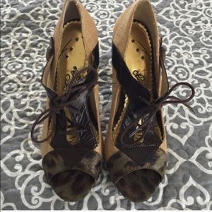 Peep Toe Naught Monkey Shoes