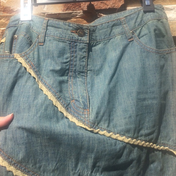 denim and lace petite long rare bias cut skirt fits okay for 10-12 ladies - Picture 2 of 4