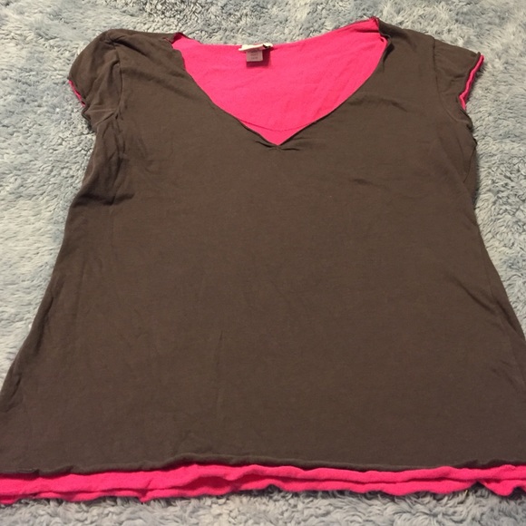 Gray and pink top