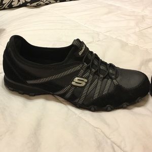 Skechers sneakers