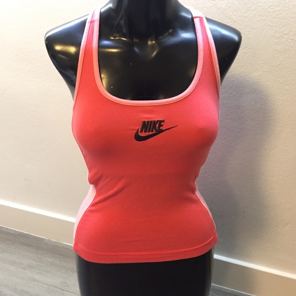 Nike top with built in sports bra size small