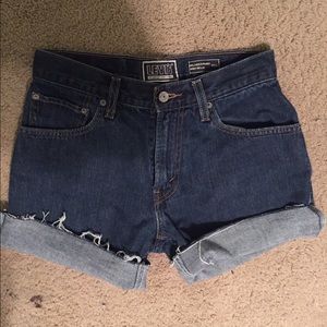Vintage Dark washed Levi Jean shorts