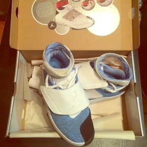 Nike Air Jordan XX west editions