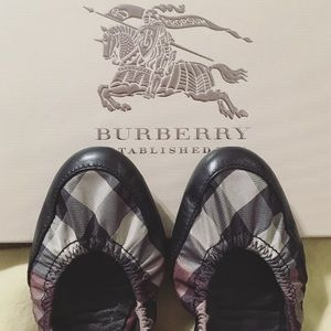 AUTHENTIC burberry ballet flats