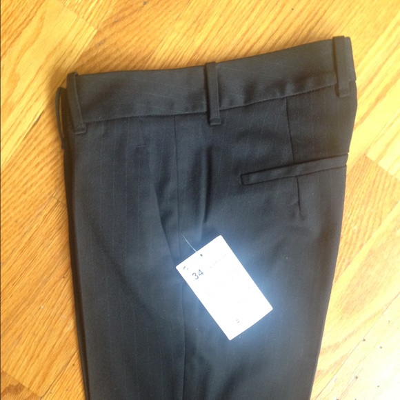 Zara Basic - Picture 2 of 3