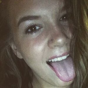 Meet your Posher, Alissa