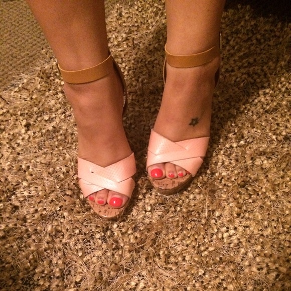 Sam Libby Pink & Tan Wedges
