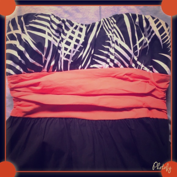 🎉Strapless Dress🎉