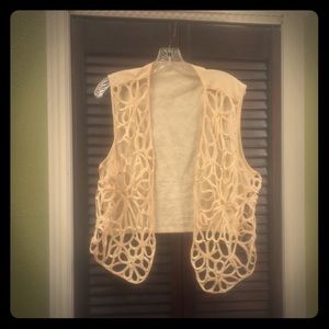 Boho. Open design layering vest